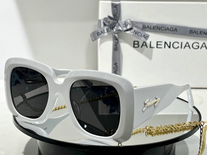 Balenciaga Sunglasses AAA+ ID:20220718-44